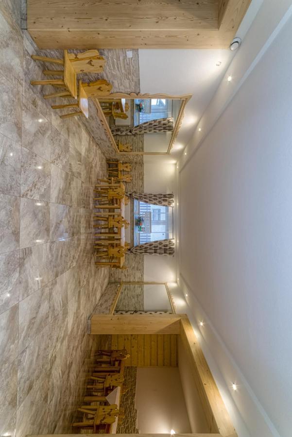 Dom Wczasowy Anna Maria Sierockie Ngoại thất bức ảnh